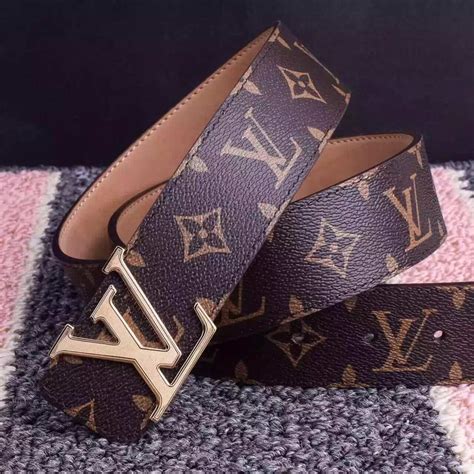 cinturones louis vuitton imitacion precios|Cinturones de Piel de Moda para Mujer .